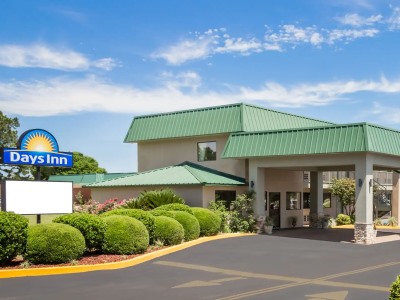 Гостиница Days Inn by Wyndham Blakely