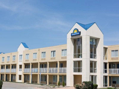 Гостиница Days Inn Wyndham Des Moines-West Clive
