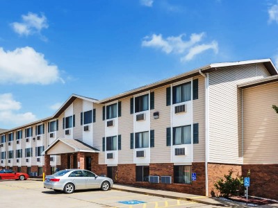 Гостиница Super 8 By Wyndham Manhattan Ks