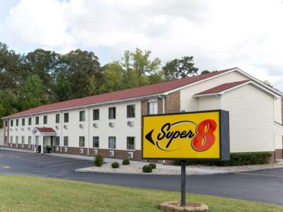 Гостиница Super 8 Wyndham Radcliff Ft. Knox Area