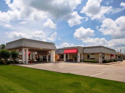 Гостиница Ramada By Wyndham New Iberia