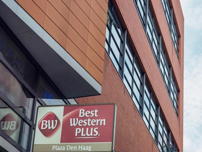 Гостиница Bw Plus Plaza Den Haag City Center