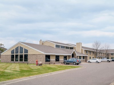Гостиница Days Inn Suites Baxter Brainerd Area