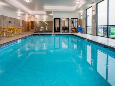 Гостиница Days Inn And Suites Duluth By The Mall