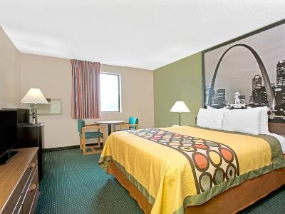 Гостиница Super 8 Wyndham Eureka/Six Flags Nearby