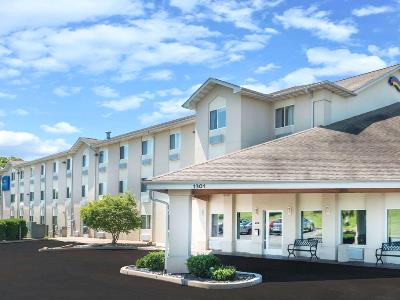 Hotel Baymont By Wyndham Rolla