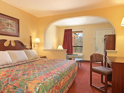Гостиница Days Inn By Wyndham Ocean Springs