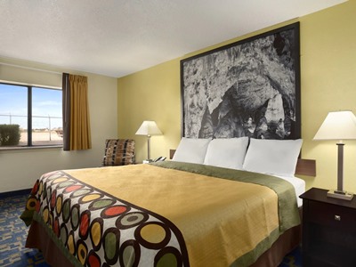 Hotel Super 8 By Wyndham Carlsbad