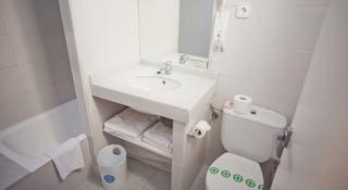 Hotel Subur