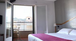 Hotel Subur