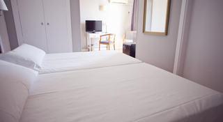 Hotel Subur