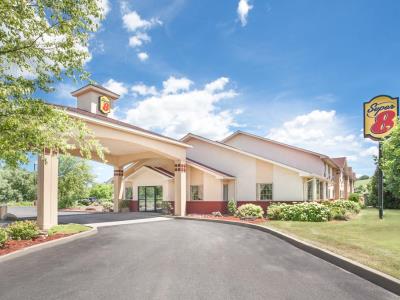 Hotel Super 8 By Wyndham Cobleskill Ny