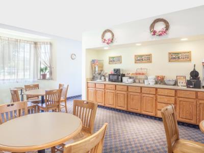 Гостиница Super 8 By Wyndham Cobleskill Ny