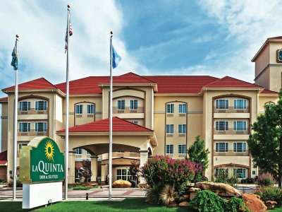 Гостиница La Quinta Inn And Suites Ardmore Central