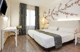 Гостиница Hesperia Ramblas