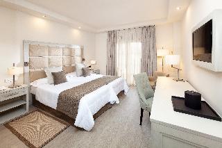 Гостиница Riu Garoe