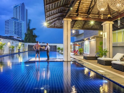 Гостиница Buri Sriphu Hotel And Convention Center