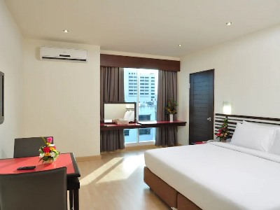 Гостиница The Color Hotel Hat Yai