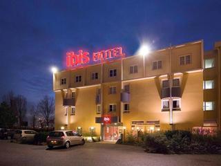 Гостиница ibis Lyon Bron Eurexpo