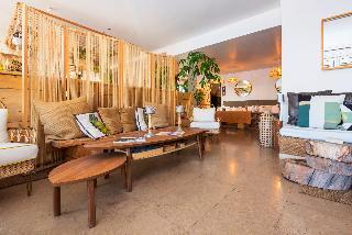 Гостиница De La Plage Mahogany