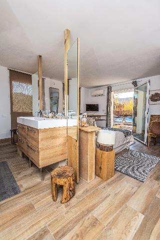 Гостиница De La Plage Mahogany