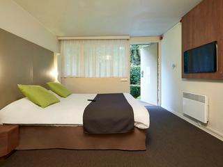 Гостиница Kyriad Paris Nord - Ecouen La Croix Verte