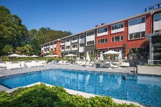 Гостиница Novotel Resort & Spa Biarritz Anglet