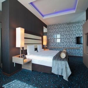 Hotel Chirag Plaza Hotel and Business