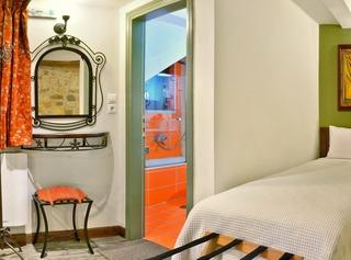 Hotel Frontzu Politia