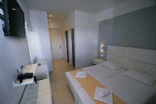 Dimitrios Beach Hotel