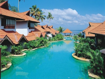 Hotel Kumarakom Lake Resort