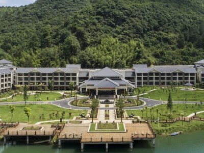 Гостиница Ln Dongfang Hot Spring Resort