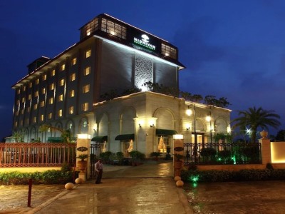 Гостиница Nidhivan Sarovar Portico