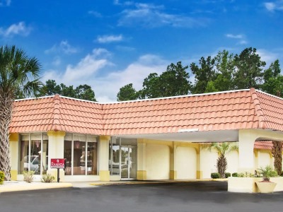 Гостиница Ramada By Wyndham Walterboro