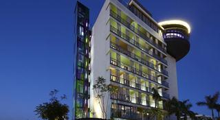 Гостиница Bohemia Suites & Spa 