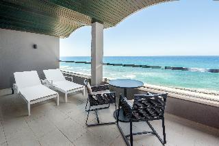 Гостиница Hotel Faro, a Lopesan Collection Hotel