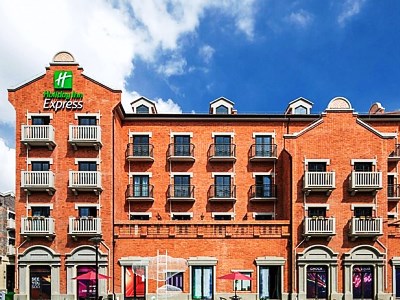 Гостиница Holiday Inn Exp Shanghai Tourism Zone