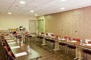 Гостиница Residhome Reims Centre
