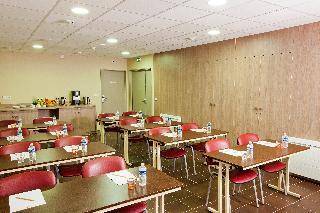 Гостиница Residhome Reims Centre