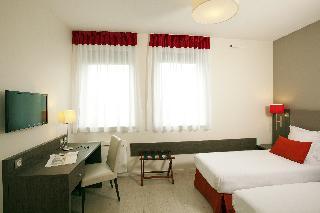 Гостиница Residhome Reims Centre