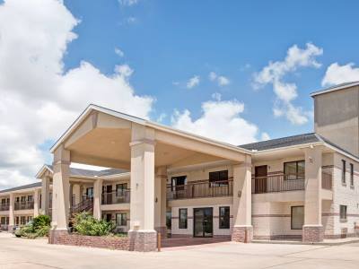 Гостиница Days Inn By Wyndham El Campo Tx