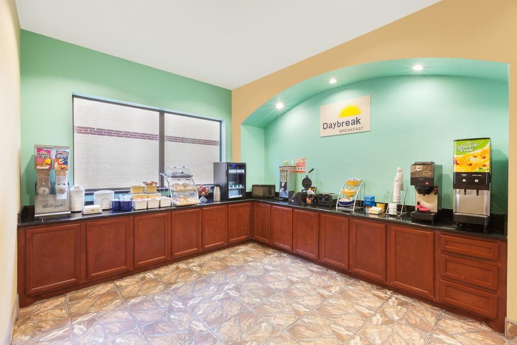 Гостиница Days Inn By Wyndham Kemah