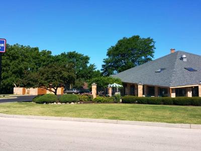 Hotel Americinn By Wyndham Delafield