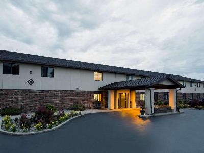 Гостиница Super 8 By Wyndham Oshkosh Airport