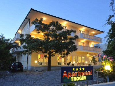 Гостиница Apartmani Trogir