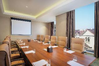 Гостиница DoubleTree by Hilton Doha - Al Sadd