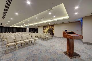 Гостиница DoubleTree by Hilton Adana