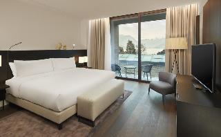 Гостиница Hilton Lake Como