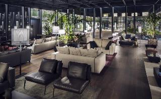 Гостиница Hilton Lake Como