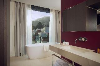 Гостиница Hilton Lake Como